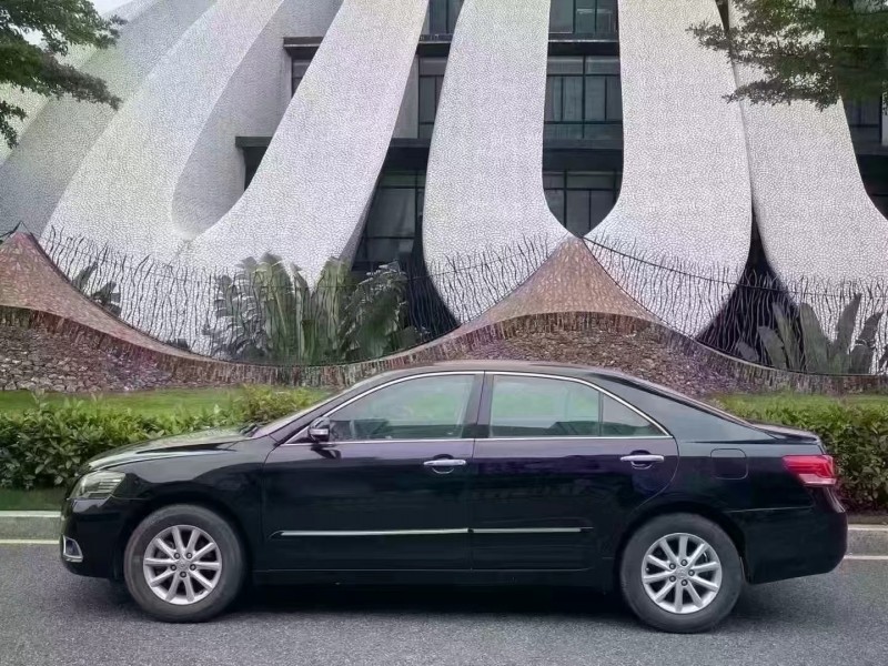 深圳14年丰田凯美瑞7