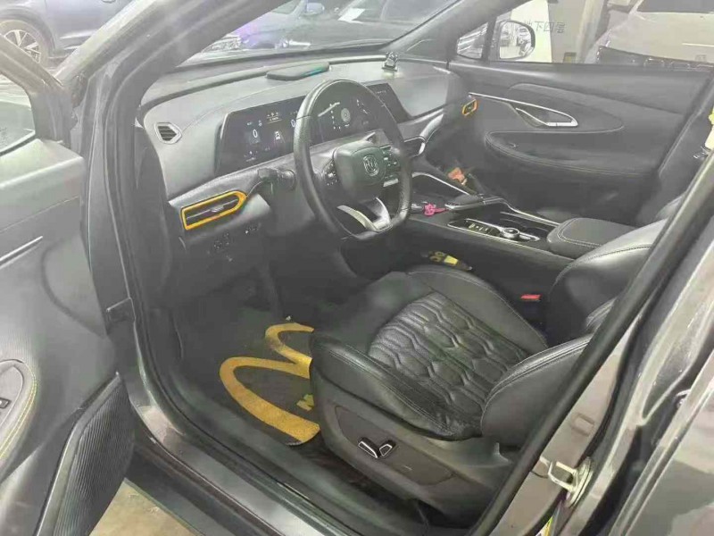 成都22年长安汽车UNI3