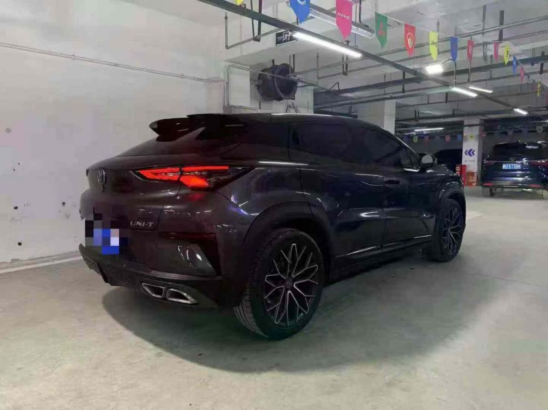 成都22年长安汽车UNI7