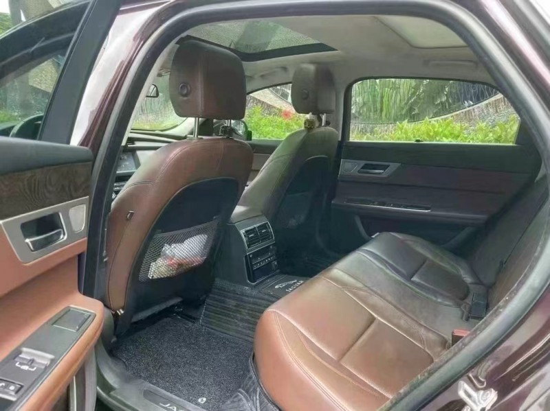 深圳17年捷豹XFL6