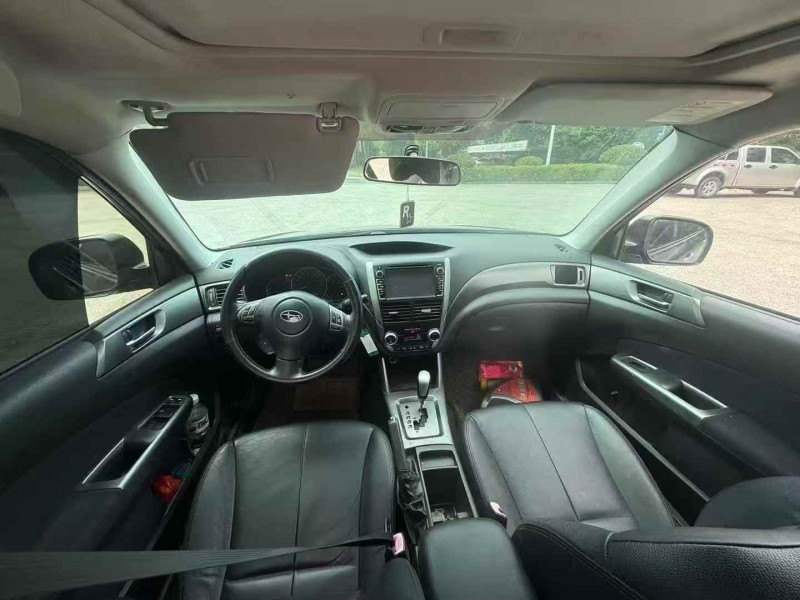 梧州12年斯巴鲁森林人6