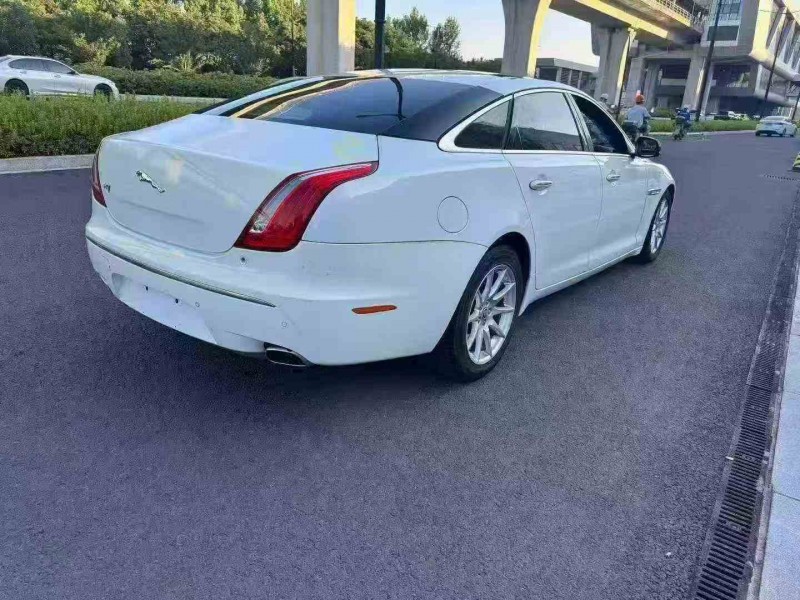 湖州12年捷豹XJL5