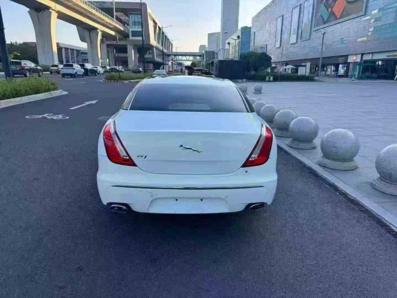 湖州12年捷豹XJL7