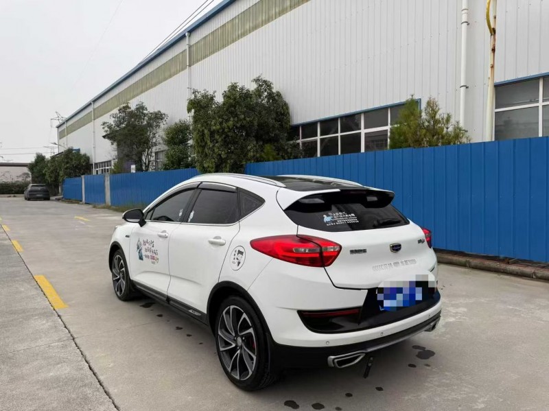 焦作17年吉利帝豪8