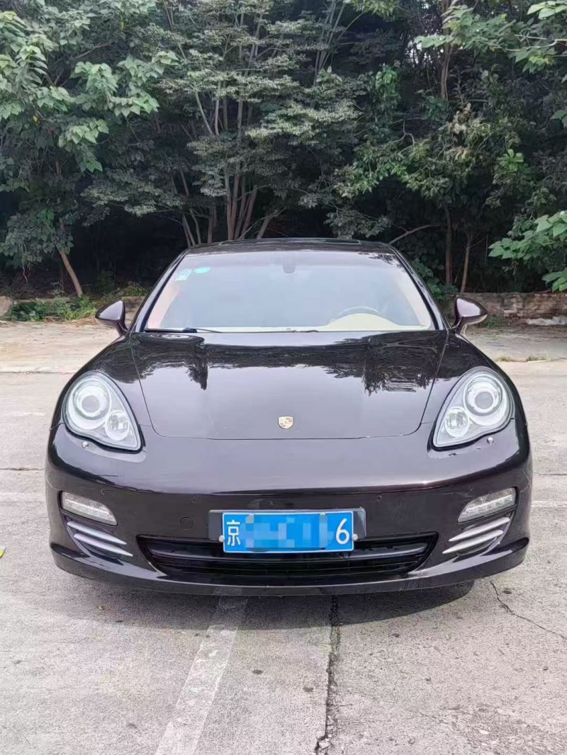 沧州12年保时捷帕拉梅拉1