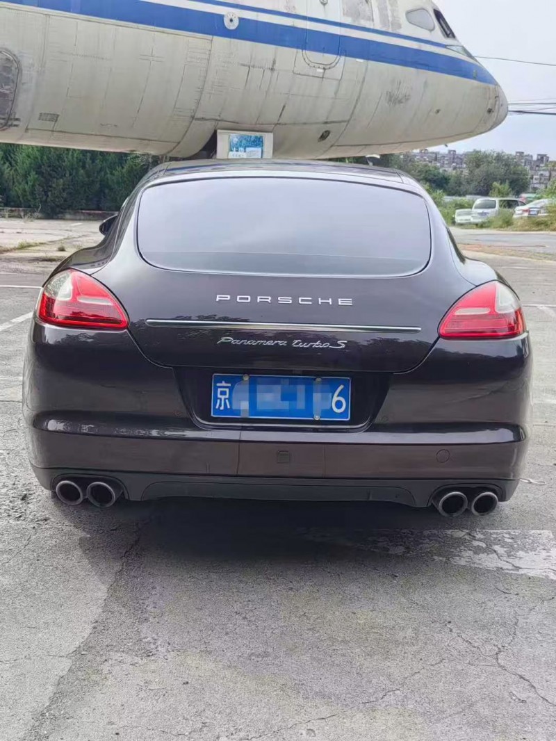 沧州12年保时捷帕拉梅拉9