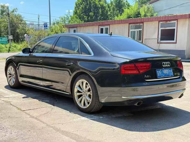 沧州12年奥迪A8L8