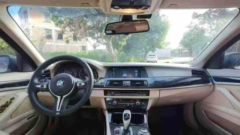 广州13年宝马5系4