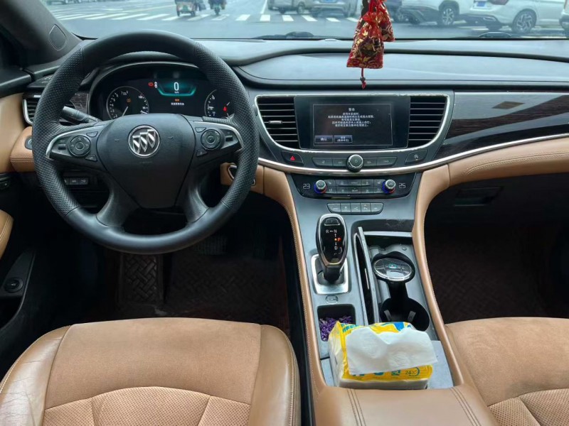 郑州16年别克君越7