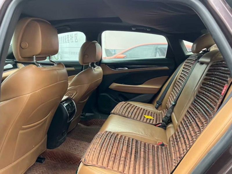 郑州16年别克君越9