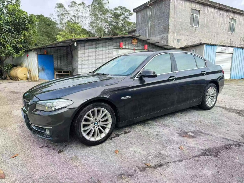 钦州15年宝马5系3