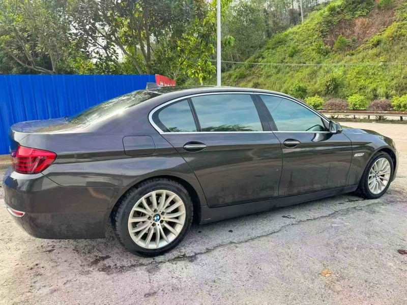 钦州15年宝马5系7