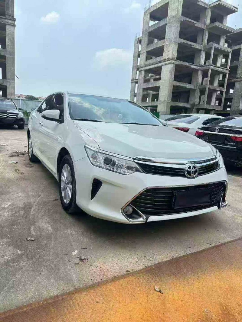 柳州17年丰田凯美瑞2