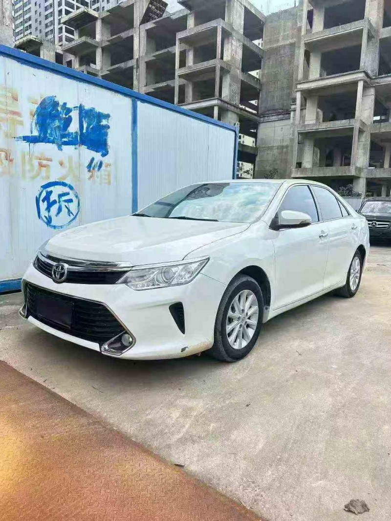 柳州17年丰田凯美瑞3