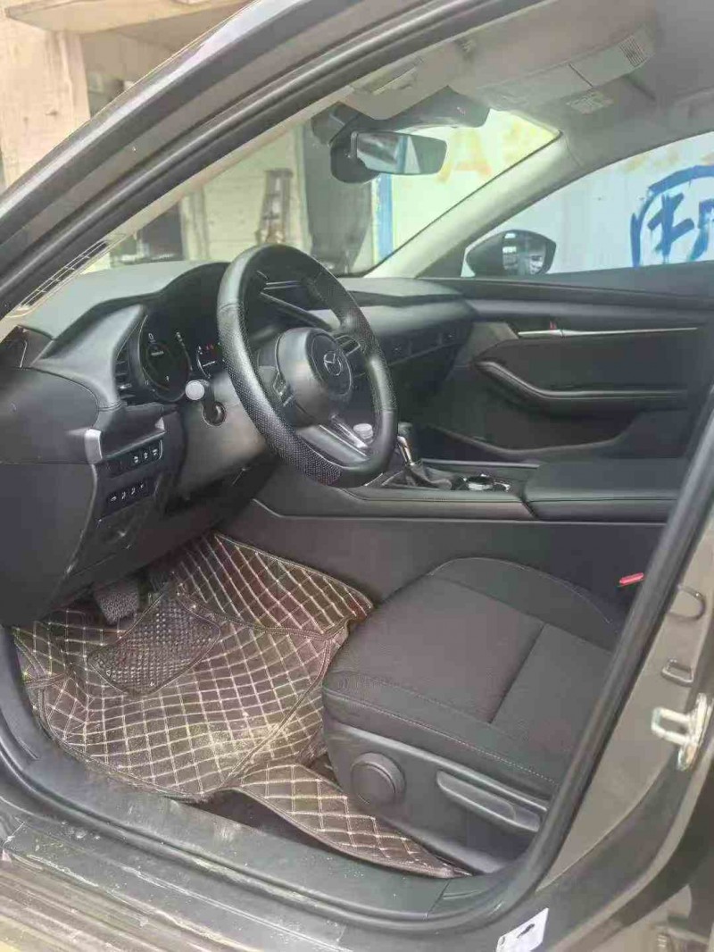 柳州22年马自达昂克赛拉9