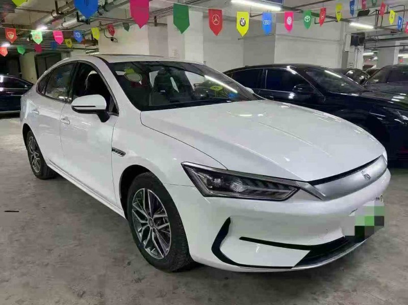 泸州25年比亚迪秦2