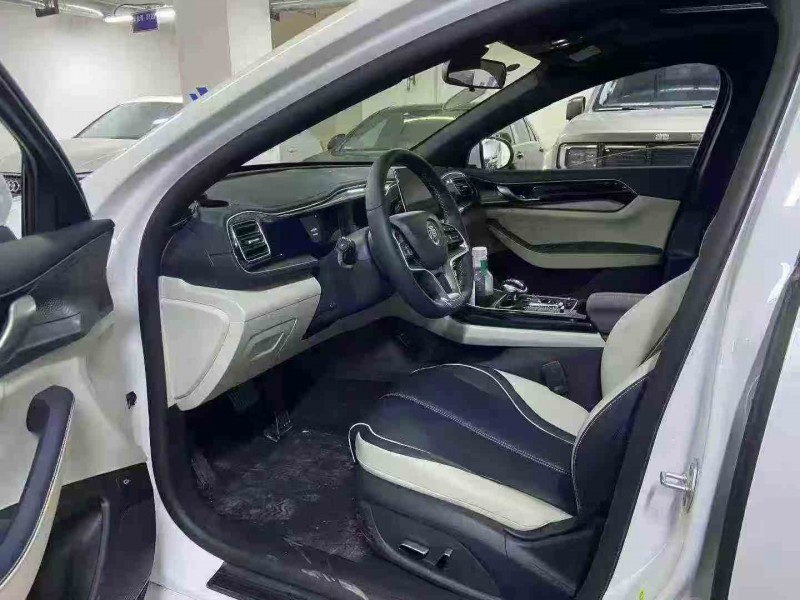 泸州25年比亚迪秦6