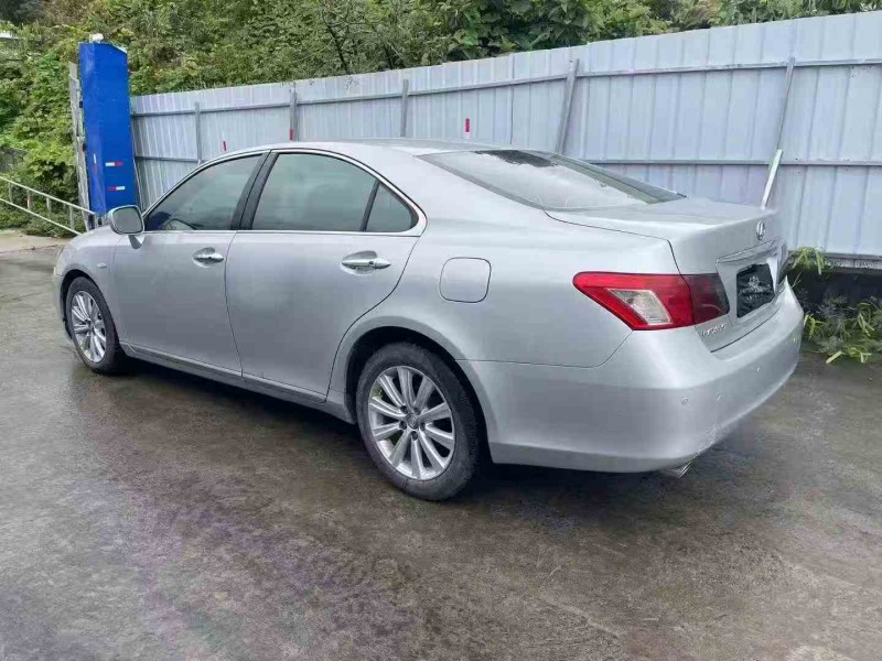 贵港12年雷克萨斯ES8