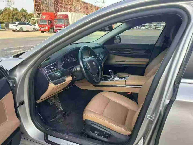 宿迁15年宝马7系4