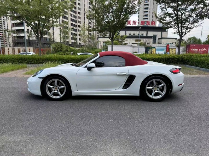 徐州21年保时捷7186