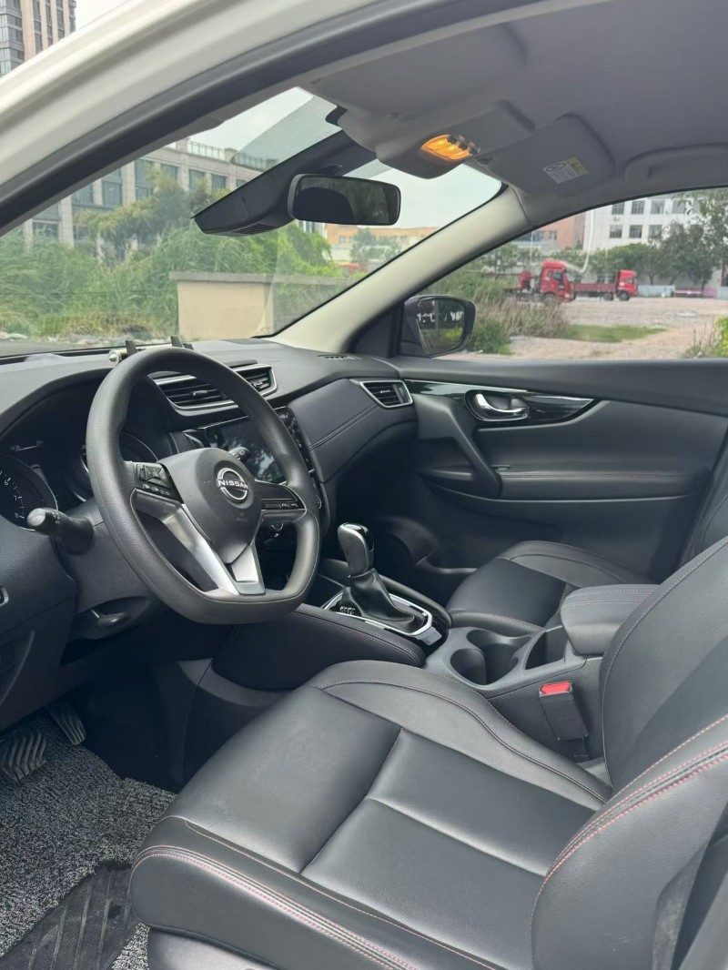 厦门24年日产逍客5