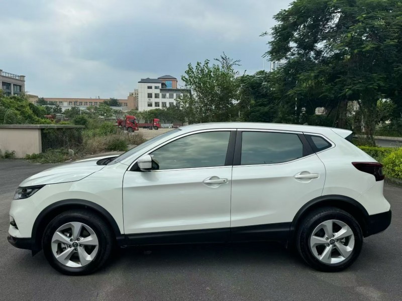 厦门24年日产逍客6