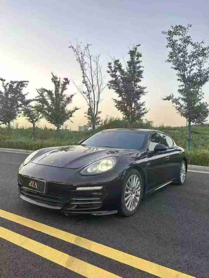 宿迁14年保时捷帕拉梅拉3