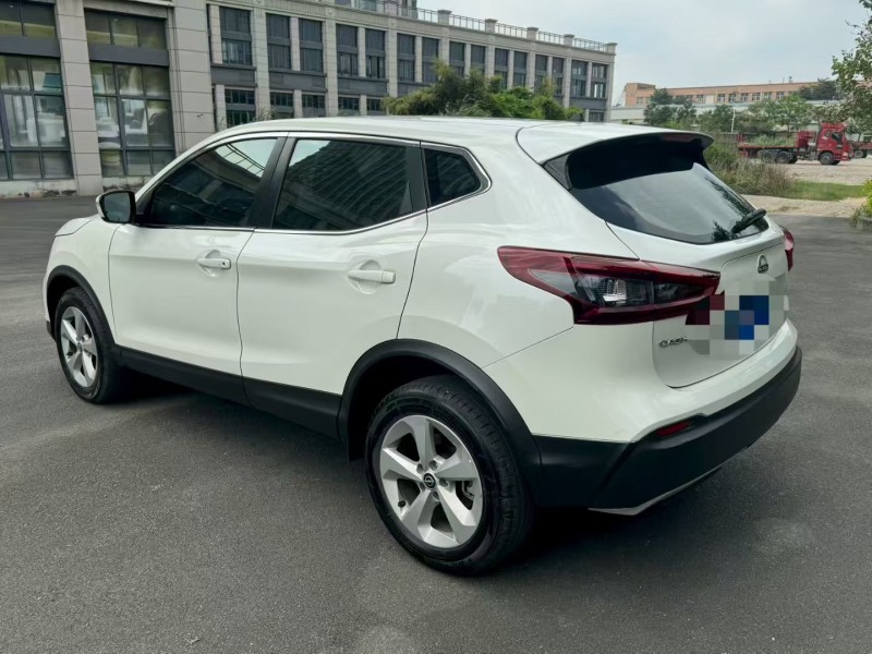 厦门24年日产逍客8