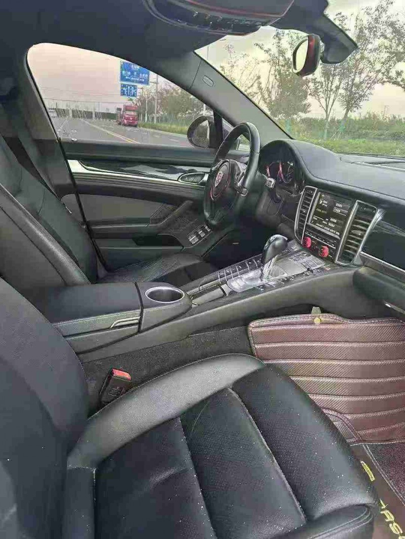 宿迁14年保时捷帕拉梅拉5