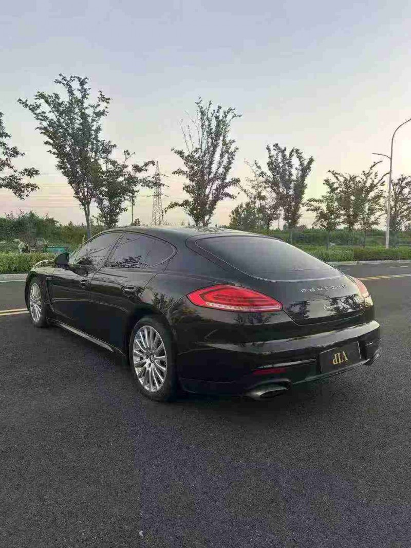 宿迁14年保时捷帕拉梅拉8