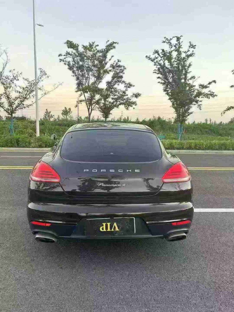宿迁14年保时捷帕拉梅拉9