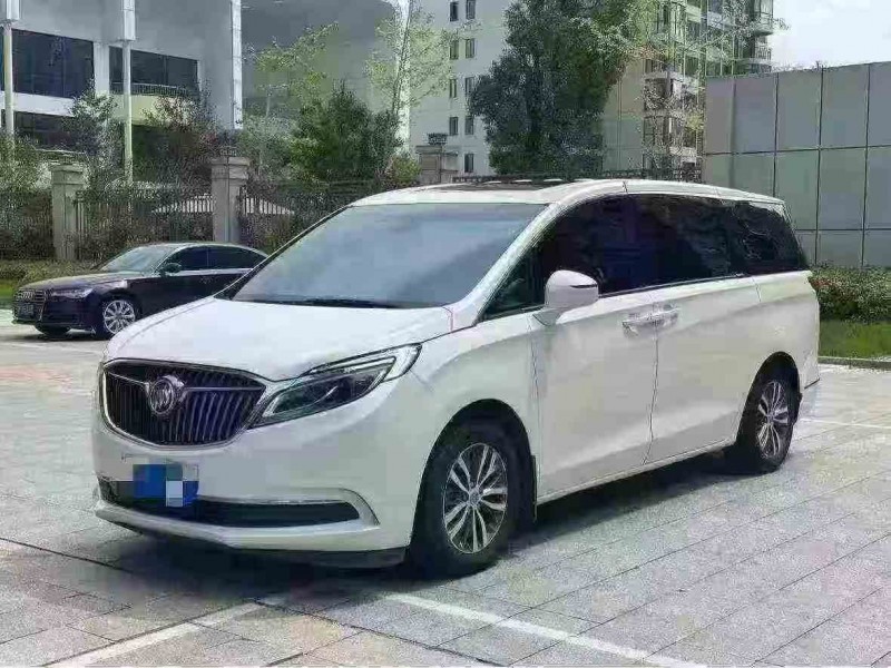 珠海20年别克GL82