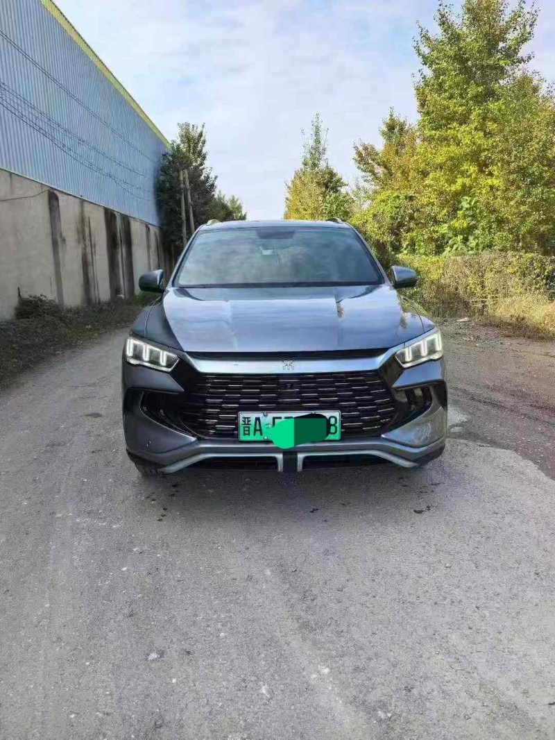 保定23年比亚迪宋1