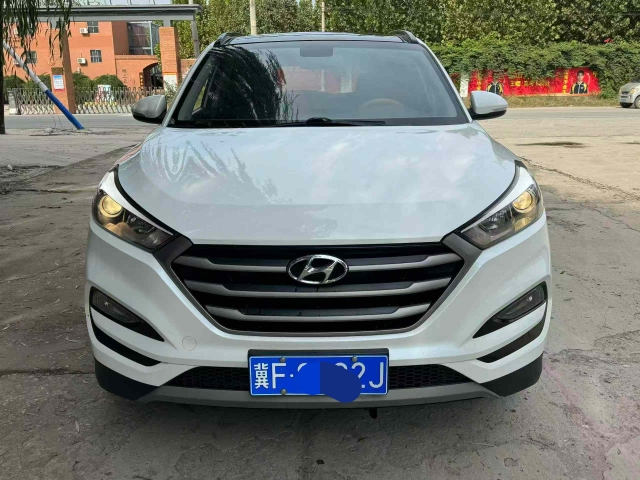 保定18年现代途胜1