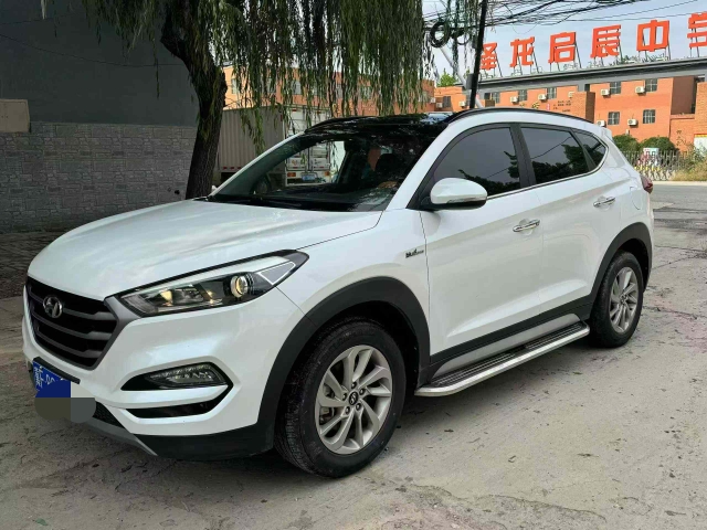 保定18年现代途胜2