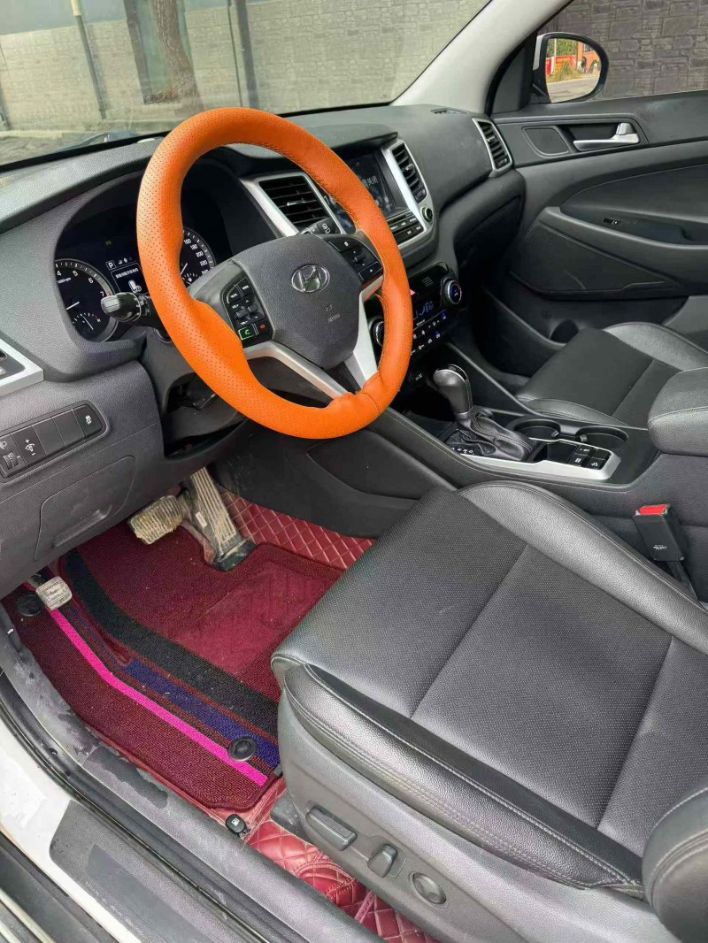 保定18年现代途胜7