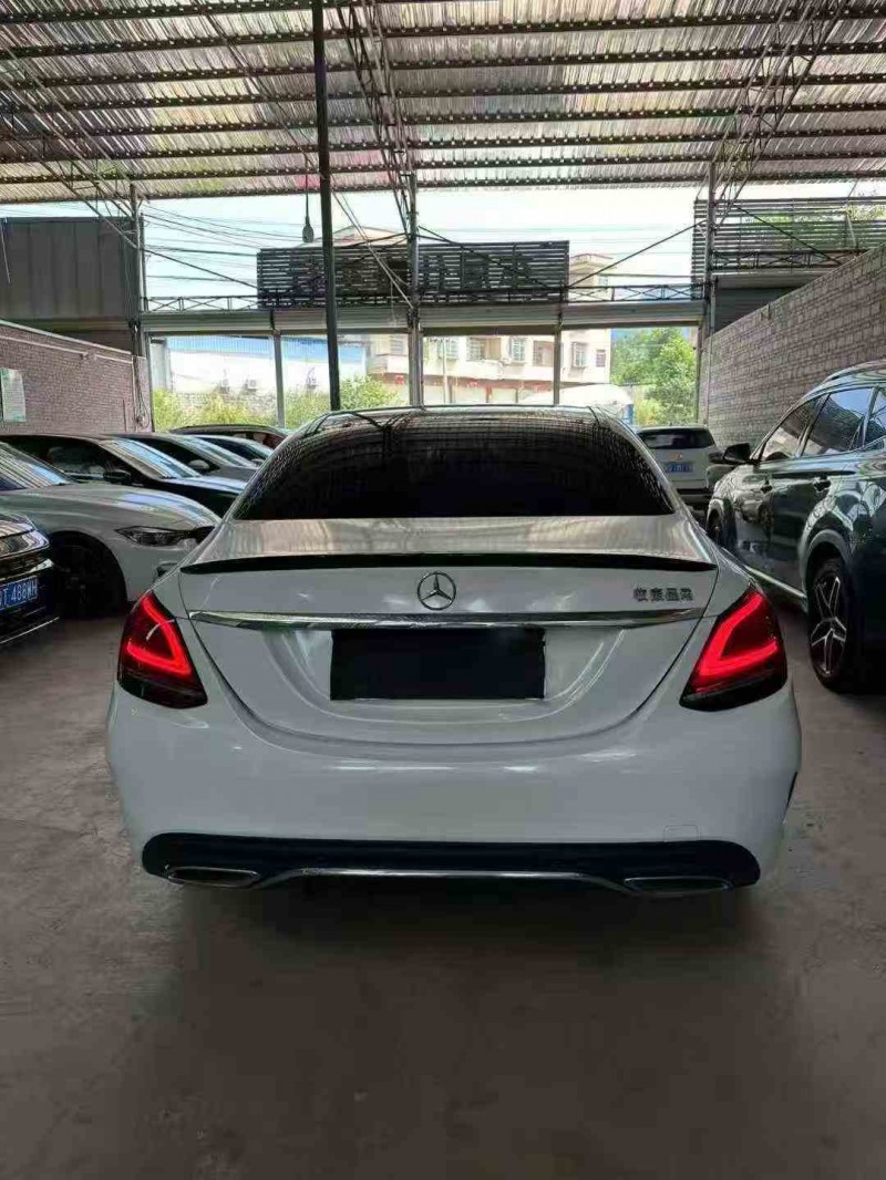桂林19年奔驰C8