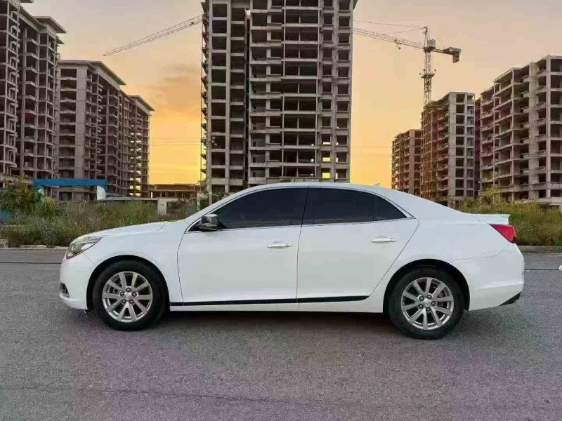 钦州15年雪佛兰迈锐宝8