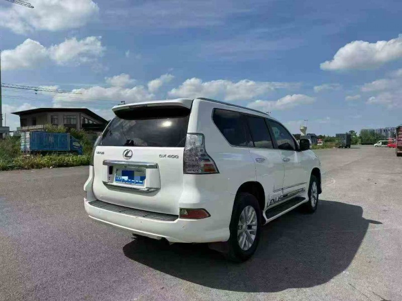 防城港15年雷克萨斯GX9