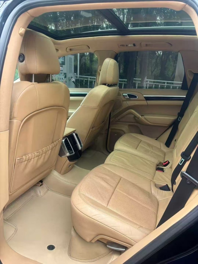 菏泽14年保时捷卡宴5