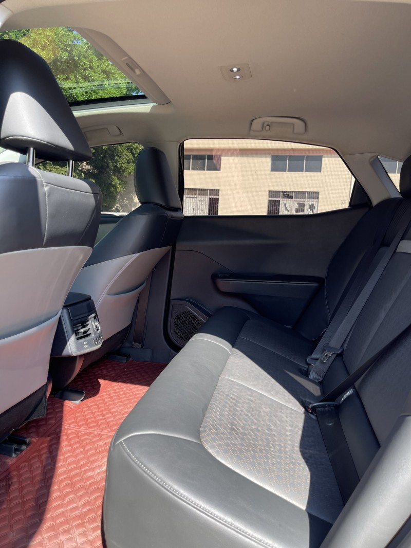 中山23年丰田BZ3Pro6