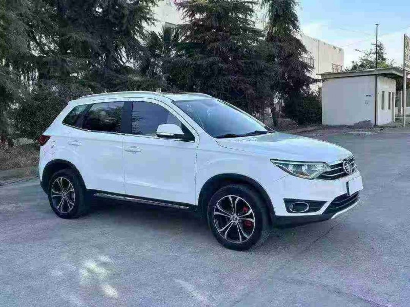 宿迁18年一汽森雅2