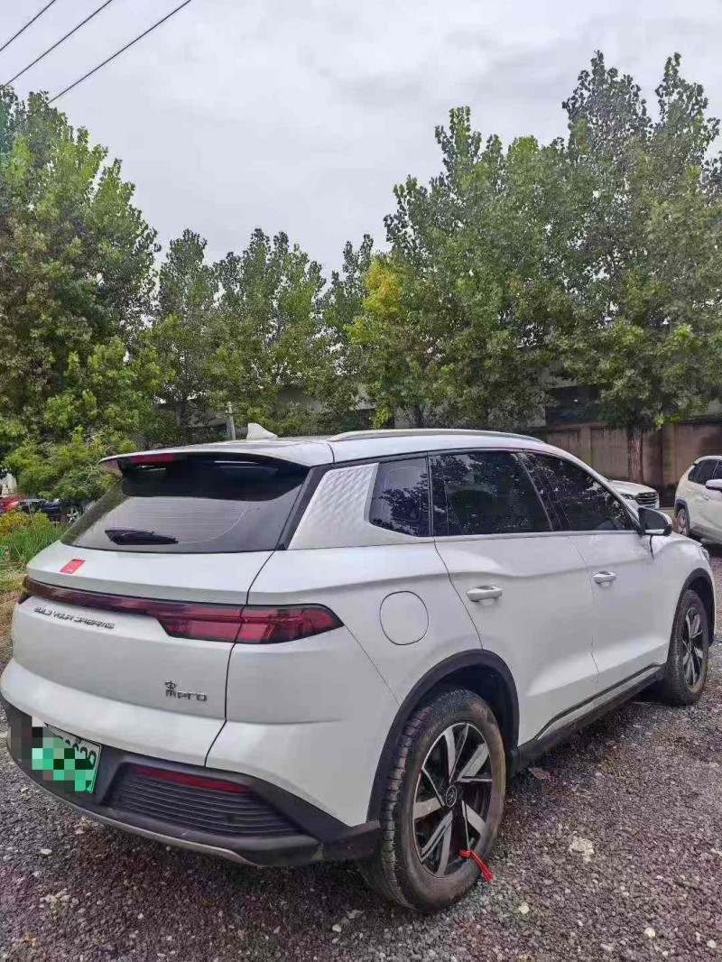 保定23年比亚迪宋6