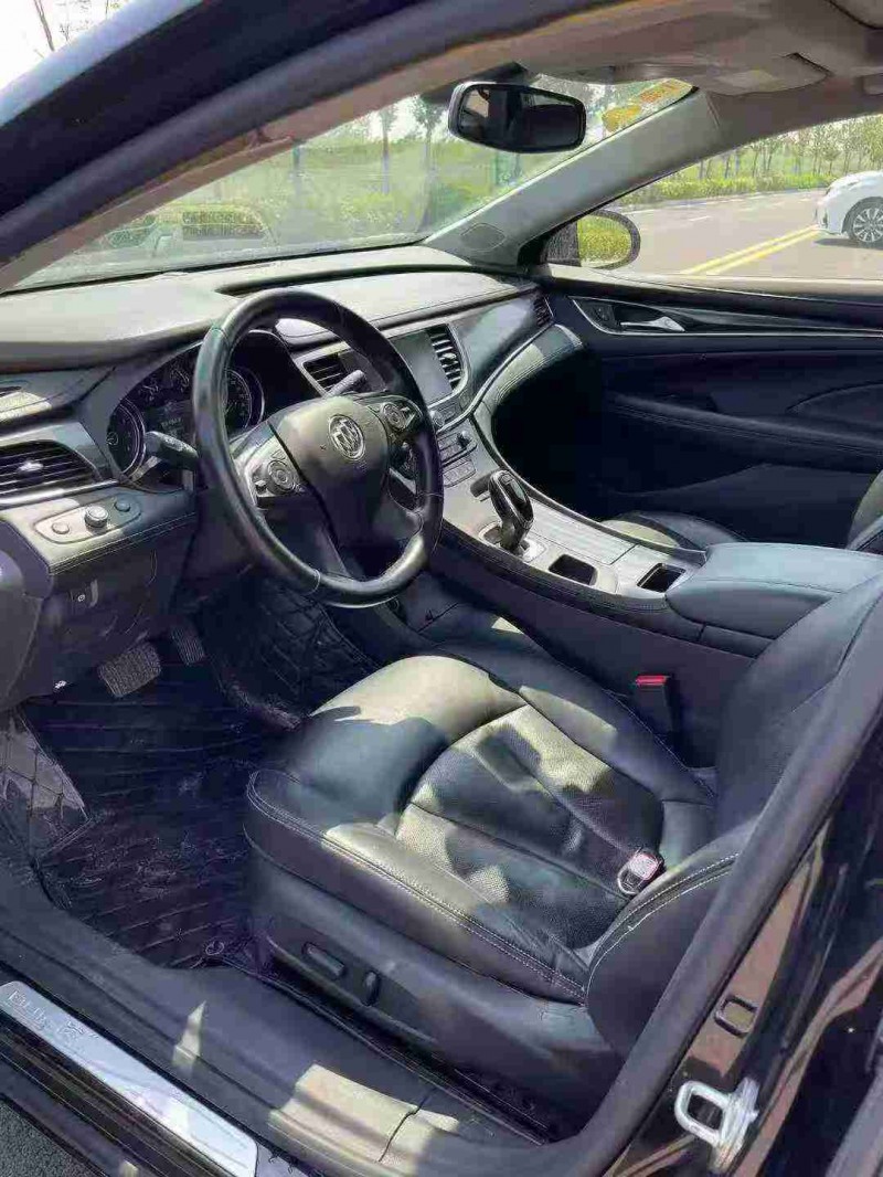 宿迁18年别克君越6