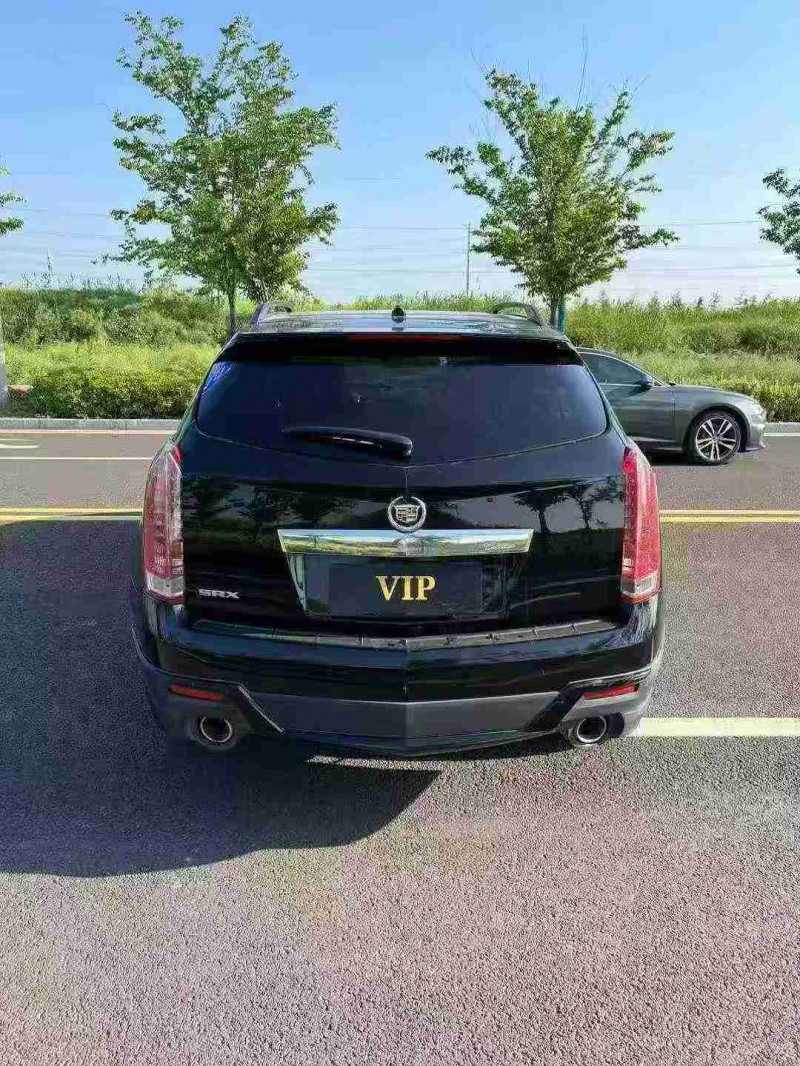 宿迁16年凯迪拉克SRX9