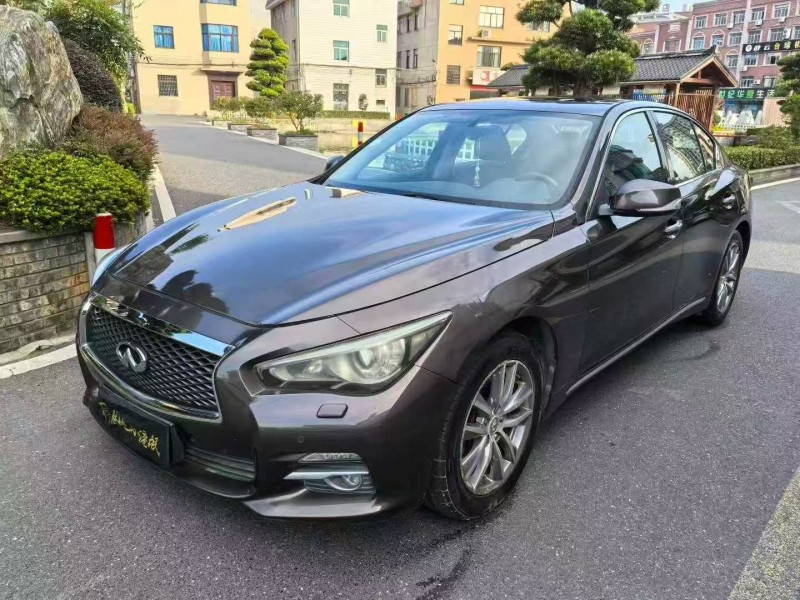 嘉兴16年英菲尼迪Q50L3