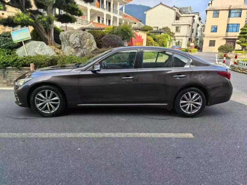 嘉兴16年英菲尼迪Q50L5