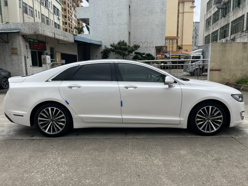 中山20年林肯MKZ2