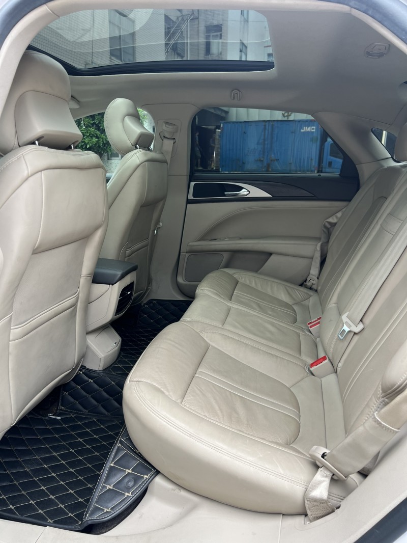 中山20年林肯MKZ6