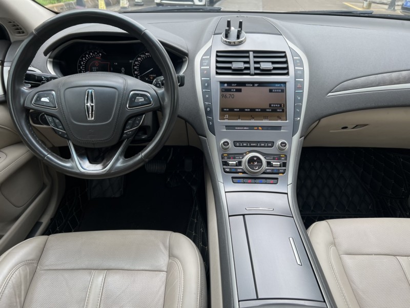 中山20年林肯MKZ7